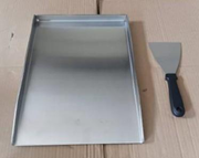  Izgara tavası ve spatula seti. GTİP 73239300 AB BTB görseli 2