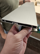  Alüminyum kilitli bardak tutucu. GTİP 94039910 AB BTB görseli 3