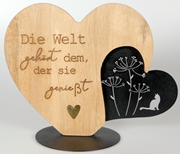  Metal ve ahşap dekoratif kalp. GTİP 83062900 AB BTB görseli